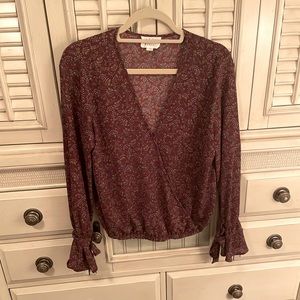 Lost + Wander Adjustable Tie Sleeve Printed Blouse, size: L, NWOT